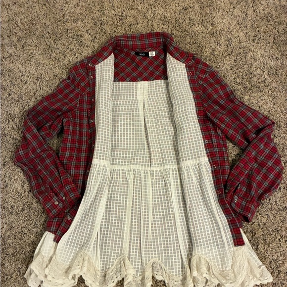 BDG Lace skirted Plaid Red and White cotton shirt - Picture 4 of 5